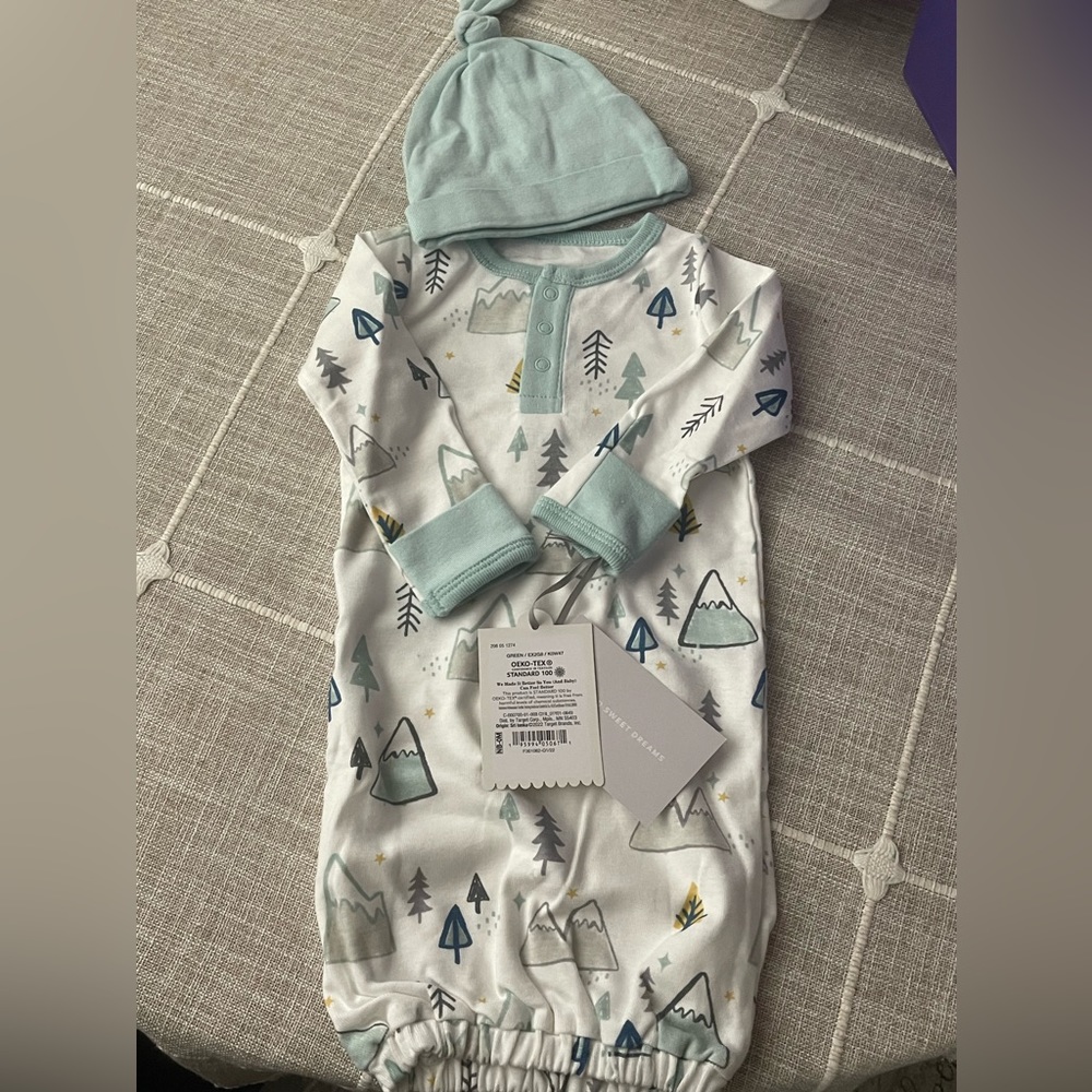 Cloud Island Adventure Awaits Baby Gown + Hat - Newborn - NWT